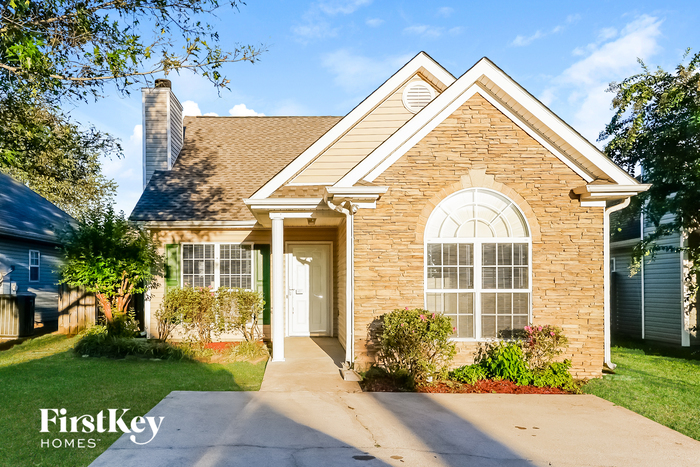 1105 Wyndham Ln in Helena, AL - Building Photo