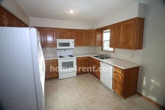 13844 S Constance Ct in Olathe, KS - Building Photo - Building Photo