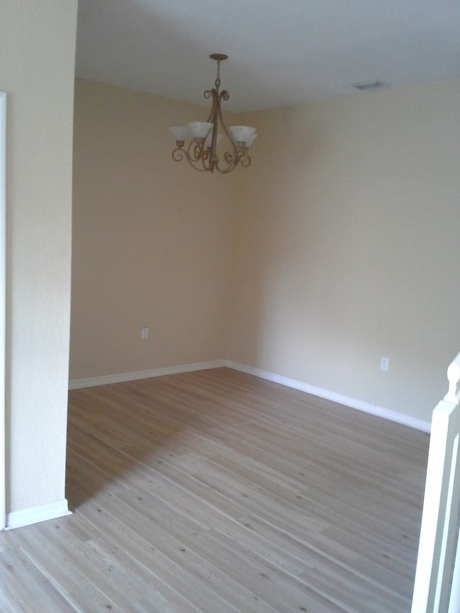 10910 SW 181st Terrace in Palmetto Bay, FL - Building Photo - Building Photo