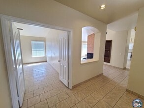 1100 Dahlia Ct in Calexico, CA - Building Photo - Building Photo