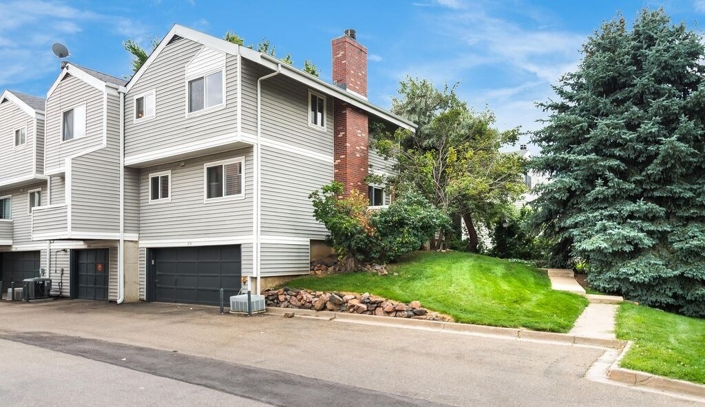 231 S Nome St in Aurora, CO - Building Photo