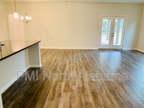 108 Grv Hl Cir in New Market, AL - Building Photo - Building Photo