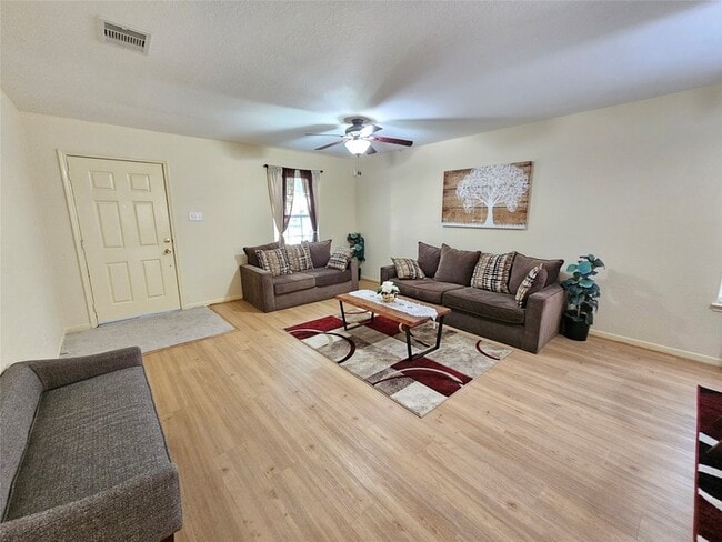 19119 Mission Fort Ln in Richmond, TX - Building Photo - Building Photo