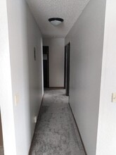 The Rock Apartments in Granite Falls, MN - Foto de edificio - Interior Photo