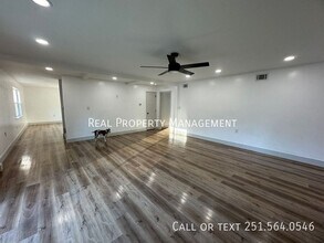 3158 Lees Ln in Mobile, AL - Building Photo - Building Photo