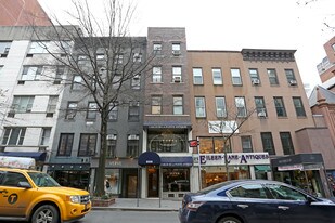 238 E 60th St in New York, NY - Building Photo