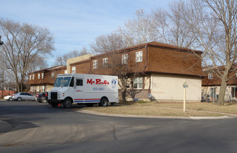 Pine Tree Townhomes in Lawrence, KS - Building Photo - Building Photo