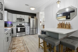 1004 E Red Cedar Cir in Spring, TX - Building Photo - Building Photo