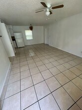 1918 Selleen Dr in Eustis, FL - Building Photo - Building Photo