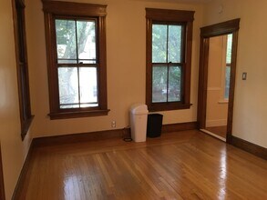 56 Canner St, Unit 2 in New Haven, CT - Building Photo - Building Photo