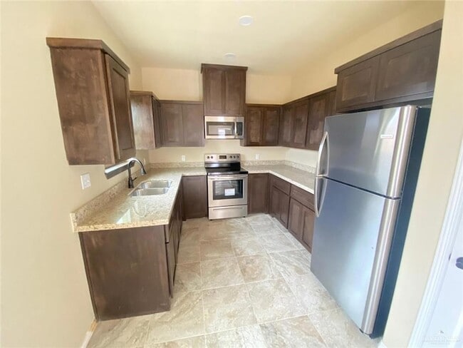 5709 Nightingale Ave, Unit 2 in McAllen, TX - Building Photo - Building Photo
