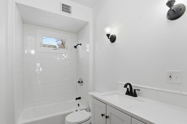 341 Belmont St, Unit 1