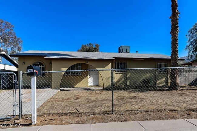 property at 8209 S 24th Way