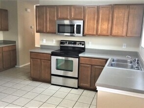 1639 Mason King in San Antonio, TX - Building Photo - Building Photo