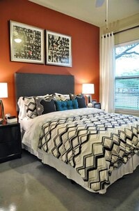 5455 Richmond Ave. photo'