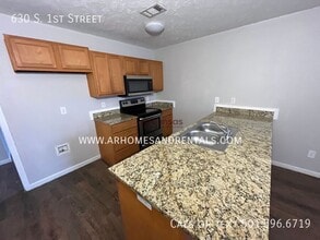 630 S 1st St in Austin, AR - Building Photo - Building Photo