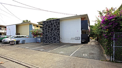 94-111 Pupupuhi St in Waipahu, HI - Building Photo - Building Photo