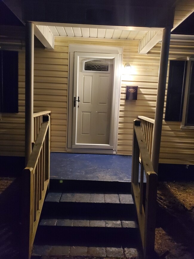 property at 905 N Layton Ave