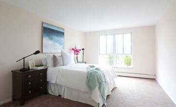 555 Berkshire in London, ON - Building Photo - Building Photo