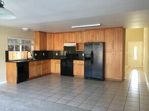 4670 Holycon Cir in San Jose, CA - Building Photo - Building Photo