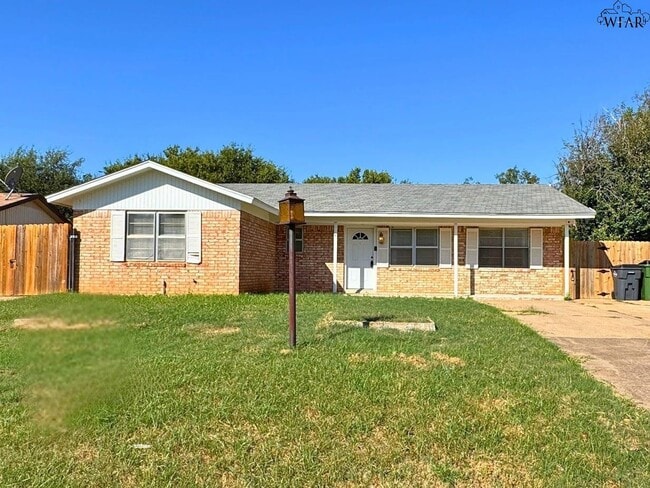 property at 1408 Normandy Dr