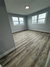 60 Esten Ave in Pawtucket, RI - Building Photo - Building Photo