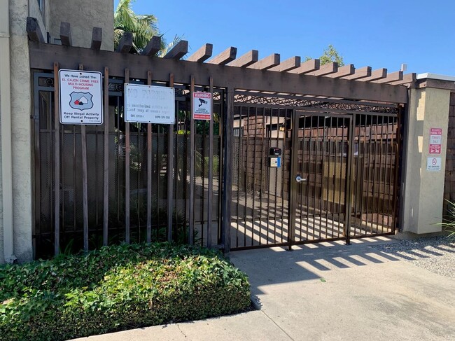 716 Ballantyne St in El Cajon, CA - Building Photo - Building Photo