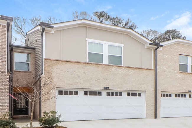 property at 1565 Villageside Ct