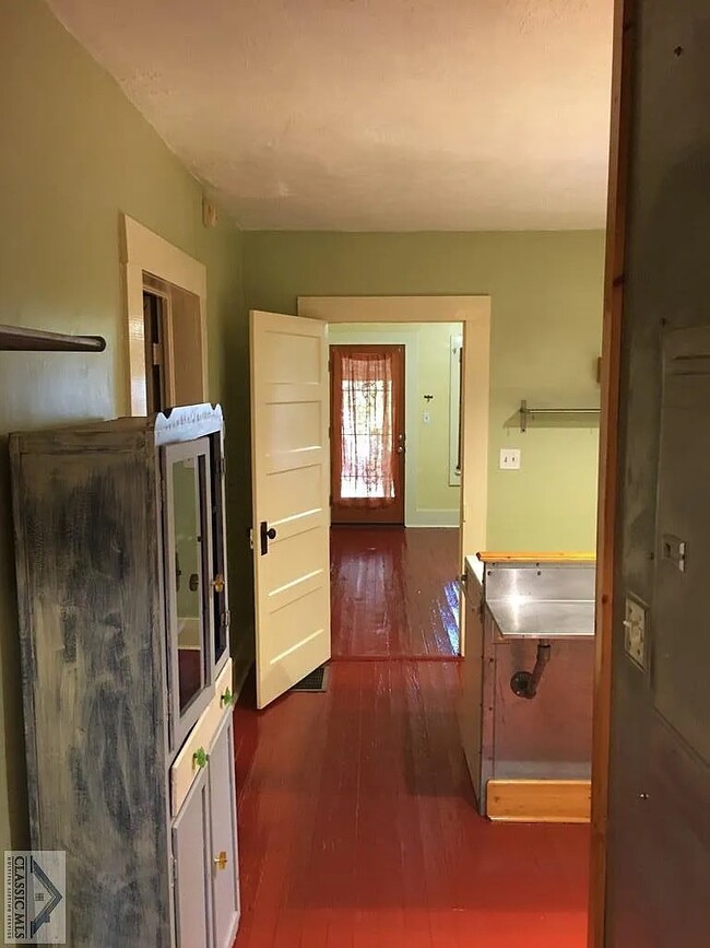 180 Wilkerson St in Athens, GA - Building Photo - Building Photo