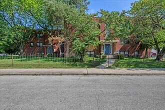 306-306 E 19th St in Indianapolis, IN - Building Photo - Building Photo