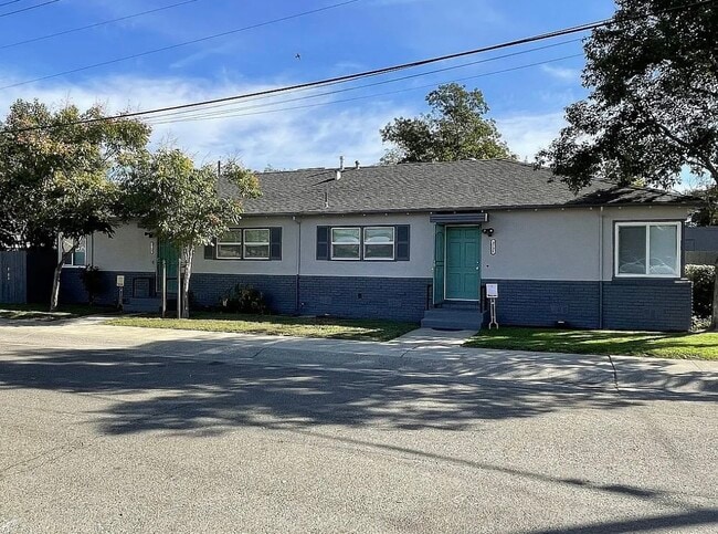 3731 46th St, Unit 3731 in Sacramento, CA - Building Photo - Building Photo