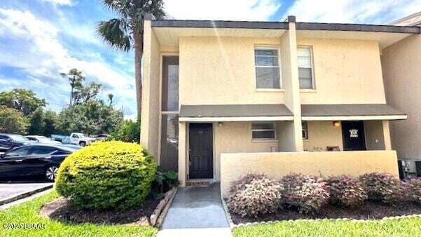 property at 100 E Kentucky Ave