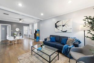 1408 W Ohio St in Chicago, IL - Building Photo