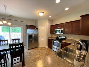 645 Roanoke Dr in Raeford, NC - Building Photo - Building Photo