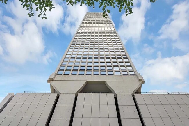 property at 111 E Chestnut St