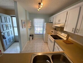 2928 Stillwell Ct in New Port Richey, FL - Building Photo - Building Photo