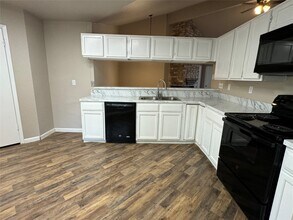 1910 Pilgrimage Ct in Richmond, TX - Building Photo - Building Photo