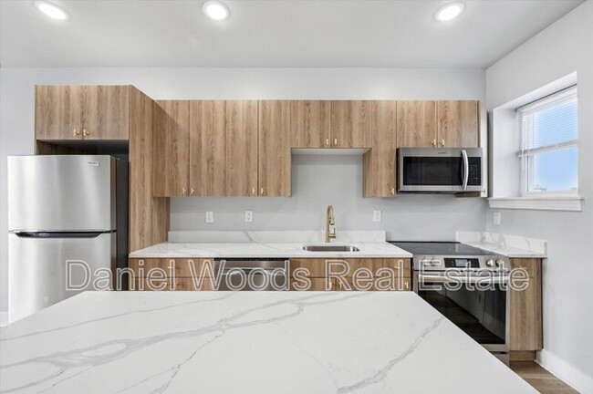 1149 S 52nd St in Philadelphia, PA - Building Photo - Building Photo