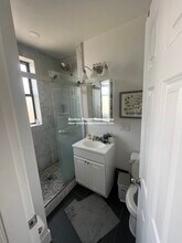 107 Queensberry St, Unit 11-35 in Boston, MA - Building Photo - Building Photo