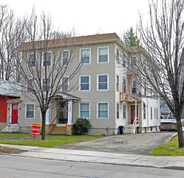 310 E Main St in Endicott, NY - Building Photo