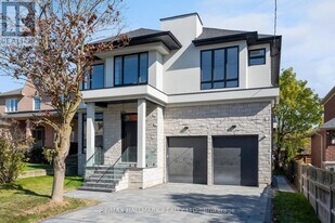 45 Drynoch Ave in Richmond Hill, ON - Building Photo