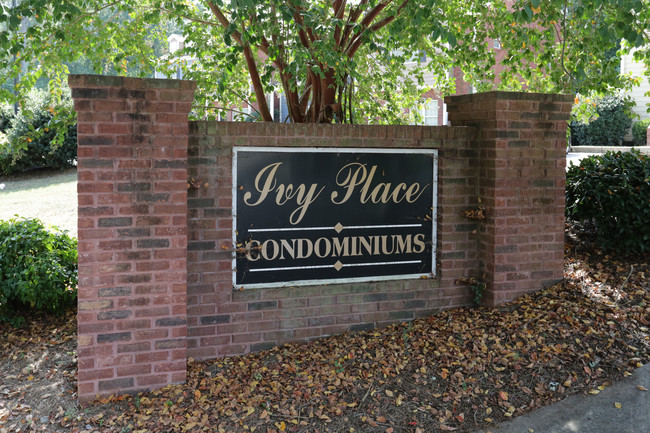 Ivy Place Condominiums in Carrollton, GA - Building Photo - Building Photo