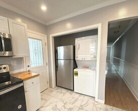 520 E Anderson St in Savannah, GA - Building Photo - Building Photo