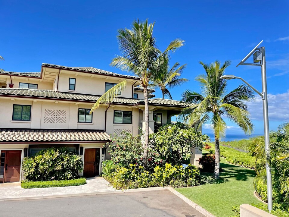 71 Gateway Pl in Kihei, HI - Building Photo