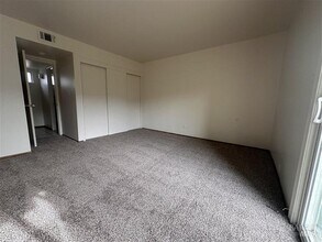 600 Alamo Dr in Vacaville, CA - Building Photo - Building Photo