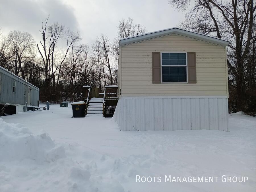 315 W Gordon Pike in Bloomington, IN - Building Photo