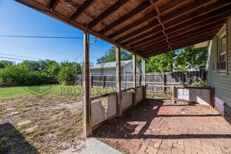 645 S Poplar St in Wichita, KS - Building Photo - Building Photo