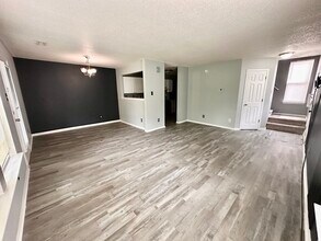 2844 Redland Ln in Indianapolis, IN - Building Photo - Building Photo