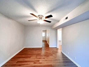 470 Martha Ln, Unit B in Clarksville, TN - Building Photo - Building Photo