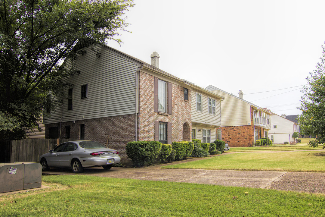 Meadowlark Townhomes in Memphis, TN - Building Photo